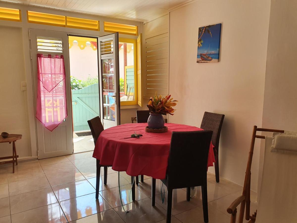 Ferienwohnung Douceur Du Sud Sainte-Anne Exterior foto