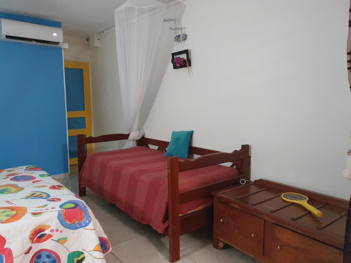 Ferienwohnung Douceur Du Sud Sainte-Anne Exterior foto
