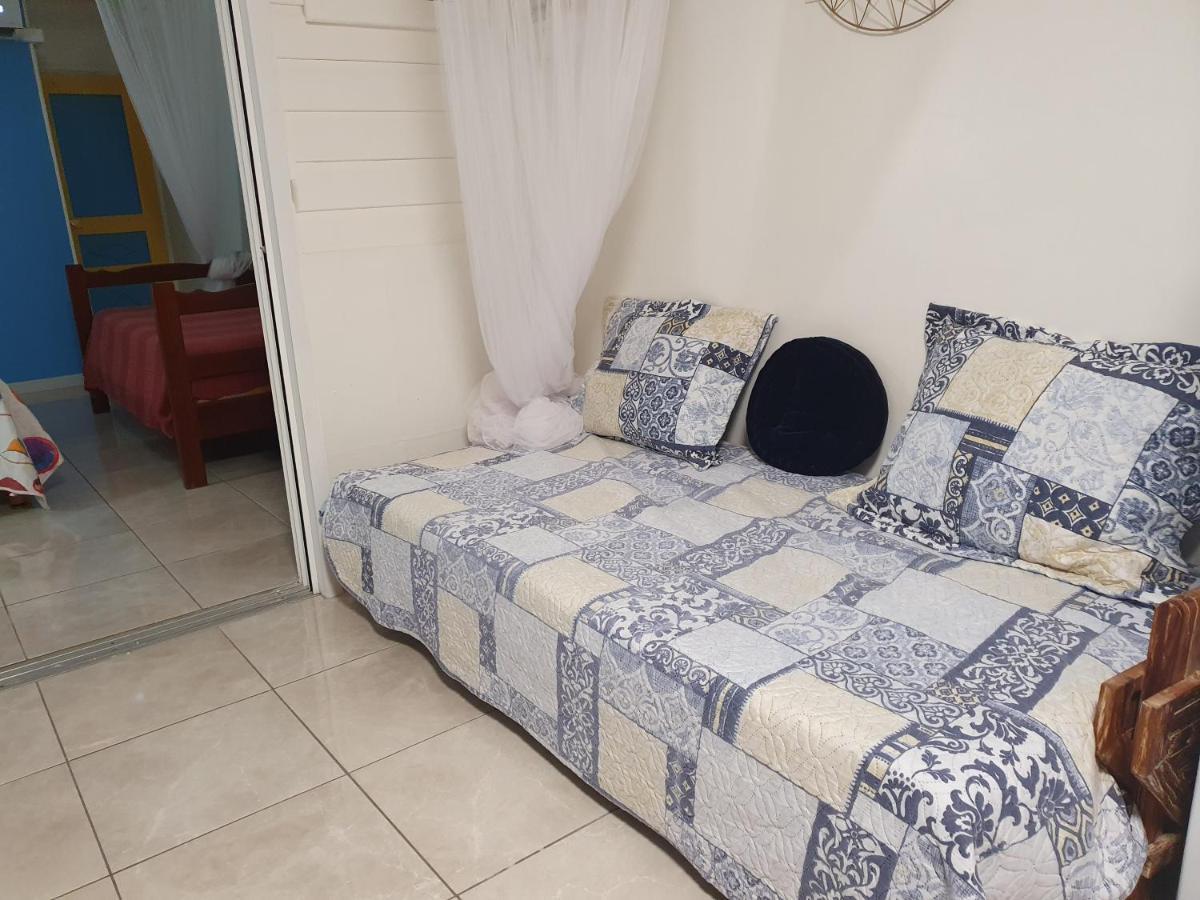 Ferienwohnung Douceur Du Sud Sainte-Anne Exterior foto