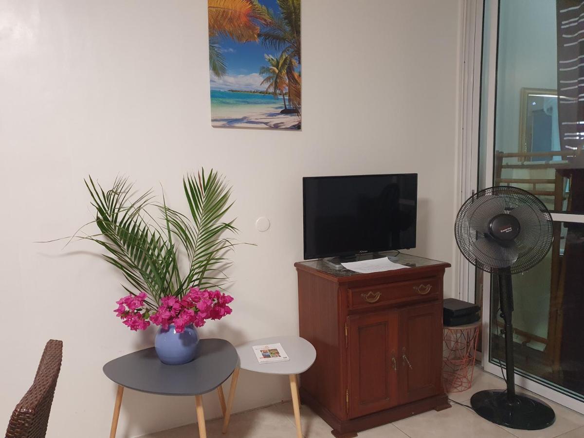 Ferienwohnung Douceur Du Sud Sainte-Anne Exterior foto